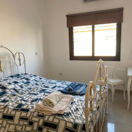 Two Bedroom Duplex :Mountain And Sea View ลาร์นาคา ภายนอก รูปภาพ